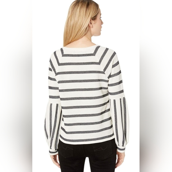 Vince Camuto Womens Bubble Sleeve Pullover Sweater - Picture 2 of 4